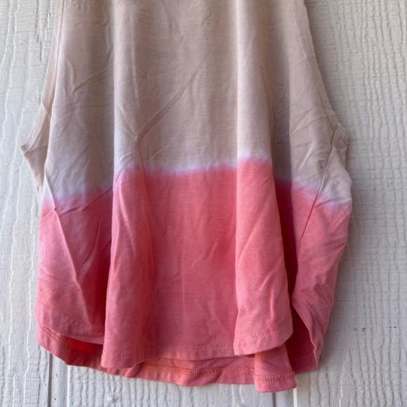 Jala Muscle Tank Top - Picture 5 of 9